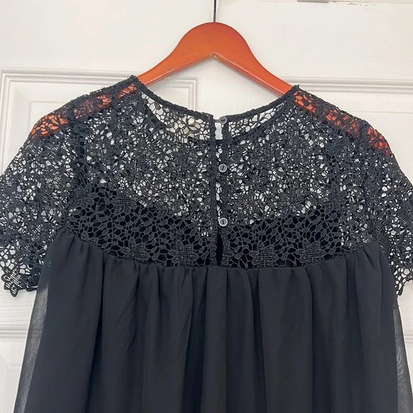 LA Hearts crochet top - Picture 7 of 11